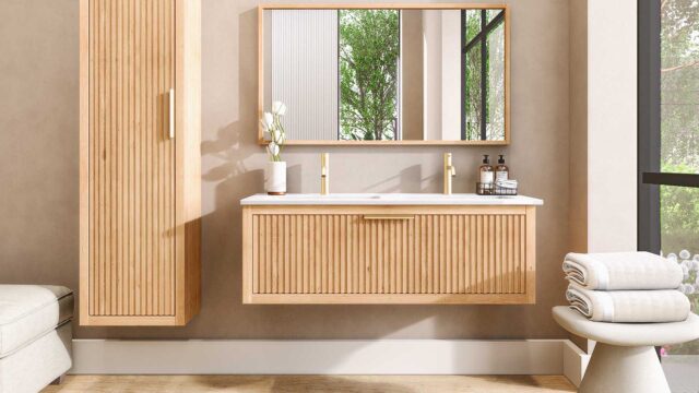 Massief naturel eiken badkamermeubel van 120 cm uit de Grooveline-serie, uitgevoerd met één ruime lade en inclusief een bijpassende keramische wastafel.