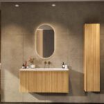 Eiken wastafelmeubel 120 cm met vlak front, binnenlade en geïntegreerde solid surface wastafel