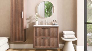 Massief donker eiken badkamermeubel van 80 cm uit de Grooveline-serie, uitgevoerd met twee ruime lades en inclusief een bijpassende keramische wastafel.