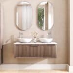 Eiken wastafelmeubel 120 cm met ribbelfront, solid surface blad en twee ronde witte opbouwwaskommen