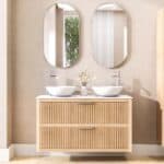 Hangend naturel eiken wastafelmeubel 120 cm met ribbelfront, vier lades en solid surface blad met 2 waskommen
