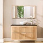 Houten wastafelmeubel 120 cm met ribbelfront, twee lades en granieten blad met ronde witte waskom
