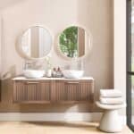 Modern hangend badkamermeubel 140 cm massief eiken met ribbelfront en solid surface met 2 waskommen
