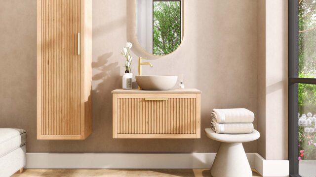 Modern hangend eiken badkamermeubel 80 cm met ribbelfront, één lade en limestone blad met keramische waskom
