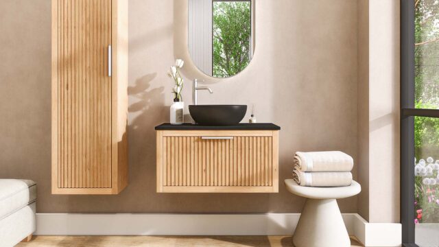 Hangend naturel eiken badkamermeubel 80 cm met één lade en zwart limestone blad met witte waskom