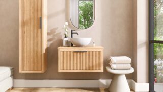 Hangend houten badkamermeubel 80 cm met één lade en naturel eiken blad met witte waskom