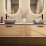 Modern naturel eiken badkamermeubel 200 cm met enkele lade, vlak front en grijs limestone blad met witte waskom