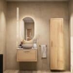 Hangend naturel eiken badkamermeubel 70 cm met één lade en beige limestone wastafel