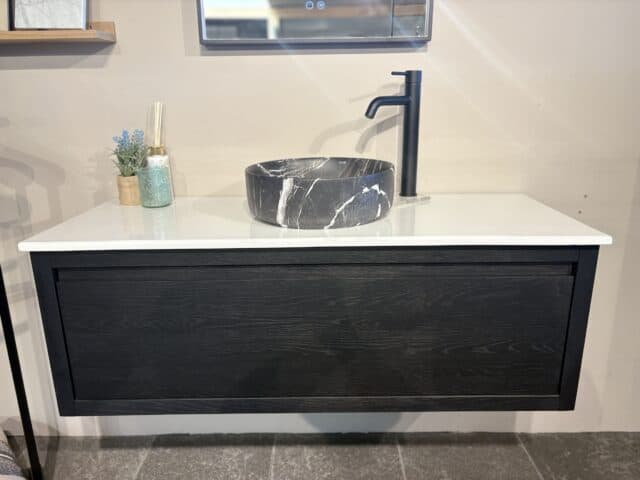 Image00343.jpeg
