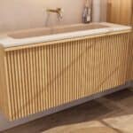 Naturel eiken wastafelmeubel 120 cm met vlak front, binnenlade en geïntegreerde limestone wastafel