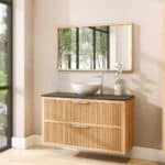 Houten wastafelmeubel 120 cm met ribbelfront, twee lades en granieten blad met ronde witte waskom
