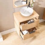 Hangend naturel eiken badkamermeubel 70 cm met twee lades en naturel eiken blad met witte waskom