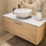 Modern naturel eiken badmeubel 100 cm met één lade en Bianco Carrara marmer blad met waskom