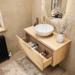 Modern naturel eiken badkamermeubel 100 cm met enkele lade, vlak front en massief eiken blad met witte waskom
