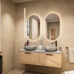 Modern naturel eiken badkamermeubel 140 cm met enkele lade, vlak front en grijs limestone blad met witte waskom