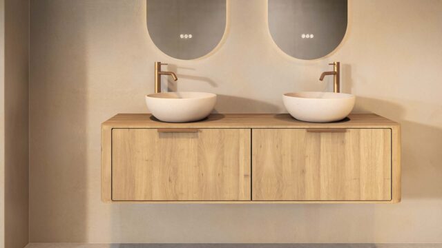 Rond hangend naturel eiken badkamermeubel 160 cm met vlak front, eiken blad en beige limestone waskom