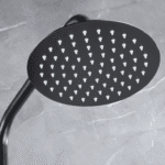 Luxe opbouwdoucheset in Black Gun Metal met PVD-coating, thermostatische douchekraan en hoofddouche van Ø20 cm. Inclusief verstelbare handdouche. Verkrijgbaar in 5 kleuren en 5 jaar garantie.