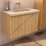 Eiken badkamermeubel 80 cm met vlak front, extra binnenlade en geïntegreerde limestone beige wastafel