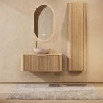Rond naturel eiken badkamermeubel 100 cm met groevenfront, eiken blad en beige limestone waskom