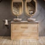 Ruim massief eiken badkamermeubel 130 cm met beton beige wastafelblad en twee bijpassende waskommen