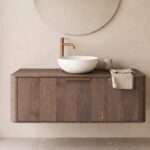 Rond hangend donker eiken wastafelmeubel 120 cm met ronde hoeken en witte solid surface waskom