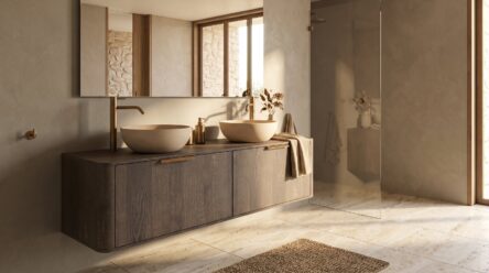 Rond hangend donker eiken badkamermeubel 160 cm met vlak front, eiken blad en beige limestone waskom