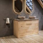 Ruim massief eiken badkamermeubel 130 cm met beton beige wastafelblad en twee bijpassende waskommen