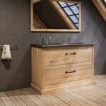 Ruim massief eiken badkamermeubel 130 cm met granieten blad en dubbele bijpassende waskommen