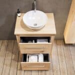 Landelijk massief eiken badkamermeubel 65 cm met eiken wastafelblad en ronde keramische waskom