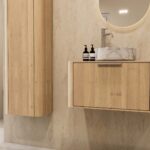 Modern hangend wastafelmeubel 80 cm naturel eiken met ronde hoeken en marmerlook ronde waskom