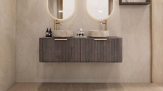 Rond hangend donker eiken wastafelmeubel 140 cm met groevenfront en twee beige marmerlook waskommen