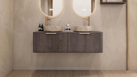 Rond hangend donker eiken wastafelmeubel 140 cm met groevenfront en twee beige marmerlook waskommen
