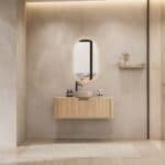 Rond hangend naturel eiken badkamermeubel 120 cm met afgeronde hoeken en beige marmerlook waskom
