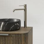 Rounded Groove Donker Eiken Zwart Marmer 1.jpg