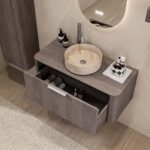 Rond hangend donker eiken badkamermeubel 100 cm met afgeronde hoeken en beige marmerlook waskom
