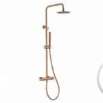 Stijlvolle opbouwdoucheset in geborsteld koper met PVD-coating, thermostatische douchekraan en hoofddouche van Ø20 cm. Inclusief handdouche. Verkrijgbaar in 6 kleuren en 5 jaar garantie. Kenmerkend voor de Toscana serie is het gedraaide reliëf op de