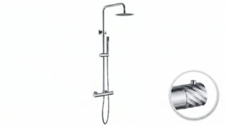 Moderne opbouwdoucheset in chroom met thermostatische douchekraan, hoofddouche van Ø20 cm en handdouche. Verkrijgbaar in 6 kleuren en voorzien van 5 jaar garantie. Kenmerkend voor de Toscana serie is het gedraaide reliëf op de bediening: een subtiel