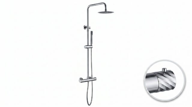 Moderne opbouwdoucheset in chroom met thermostatische douchekraan, hoofddouche van Ø20 cm en handdouche. Verkrijgbaar in 6 kleuren en voorzien van 5 jaar garantie. Kenmerkend voor de Toscana serie is het gedraaide reliëf op de bediening: een subtiel