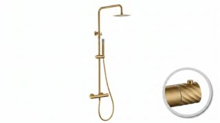 Luxe opbouwdoucheset in geborsteld goud met PVD-coating, thermostatische douchekraan en hoofddouche van Ø20 cm. Inclusief handdouche. Verkrijgbaar in 6 kleuren en 5 jaar garantie. Kenmerkend voor de Toscana serie is het gedraaide reliëf op de bedieni
