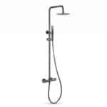 Luxe opbouwdoucheset in Black Gun Metal met PVD-coating, thermostatische douchekraan en hoofddouche van Ø20 cm. Inclusief verstelbare handdouche. Verkrijgbaar in 5 kleuren en 5 jaar garantie.