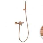 Thermostatische bad/douchekraan in geborsteld koper, geleverd als complete set met handdouche, doucheslang en wandhaak. Voorzien van 5 jaar garantie en verkrijgbaar in 6 kleuren. Kenmerkend voor de Toscana serie is het gedraaide reliëf op de bedienin