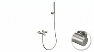Stijlvolle thermostatische bad/douchekraan in geborsteld nikkel. Geleverd als complete set met handdouche, doucheslang en wandhaak. Verkrijgbaar in 6 kleuren.