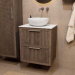 Hangend donker eiken badkamermeubel 60 cm met ribbelfront, twee lades en solid surface blad met witte waskom