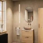 Hangend naturel eiken badkamermeubel 60 cm met dubbele lade en limestone blad met witte waskom