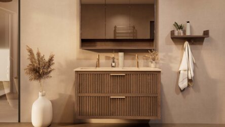 Het Riva badkamermeubel 120 in donker eiken ademt luxe en rust. Massief eiken met groevenfront, twee hoogwaardige softclose lades en een mat beige Mineraalsteen dubbele wastafel. De wastafel kan met of zonder kraangaten worden geleverd.