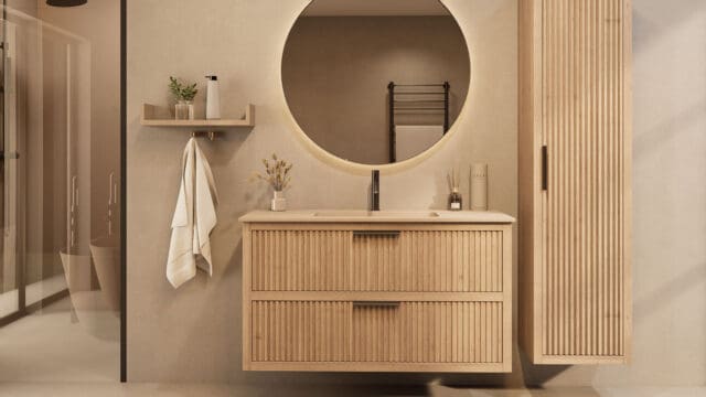 Het Riva badkamermeubel 120 in naturel eiken combineert ambachtelijk vakmanschap met moderne luxe. Gemaakt van massief eiken met ribbelfront, twee softclose lades en een mat beige Mineraalsteen wastafel. De wastafel kan met of zonder kraangaten worde