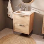 Modern naturel eiken badkamermeubel 60 cm met twee lades en mat witte mineraalstenen wastafel
