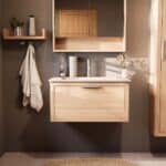 Modern naturel eiken badkamermeubel 80 cm met één lade en mat witte mineraalstenen wastafel