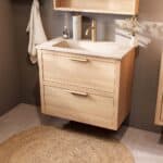 Modern naturel eiken badkamermeubel 80 cm met twee lades en mat witte mineraalstenen wastafel