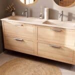 Modern naturel eiken badkamermeubel 160 cm met twee lades en mat witte mineraalstenen wastafel